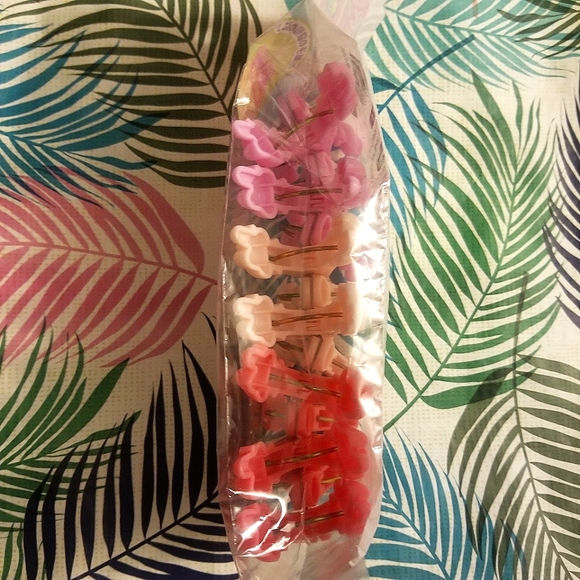 14 Pieces Sanrio My Melody Bunny Rabbit Pink Laundry Food Snack Bag Clips NWT - Picture 3 of 4